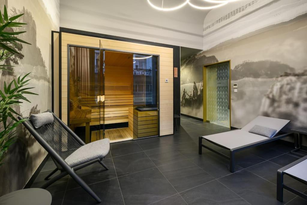 2Budapest Eye-Freegym And Sauna Luxury Home المظهر الخارجي الصورة