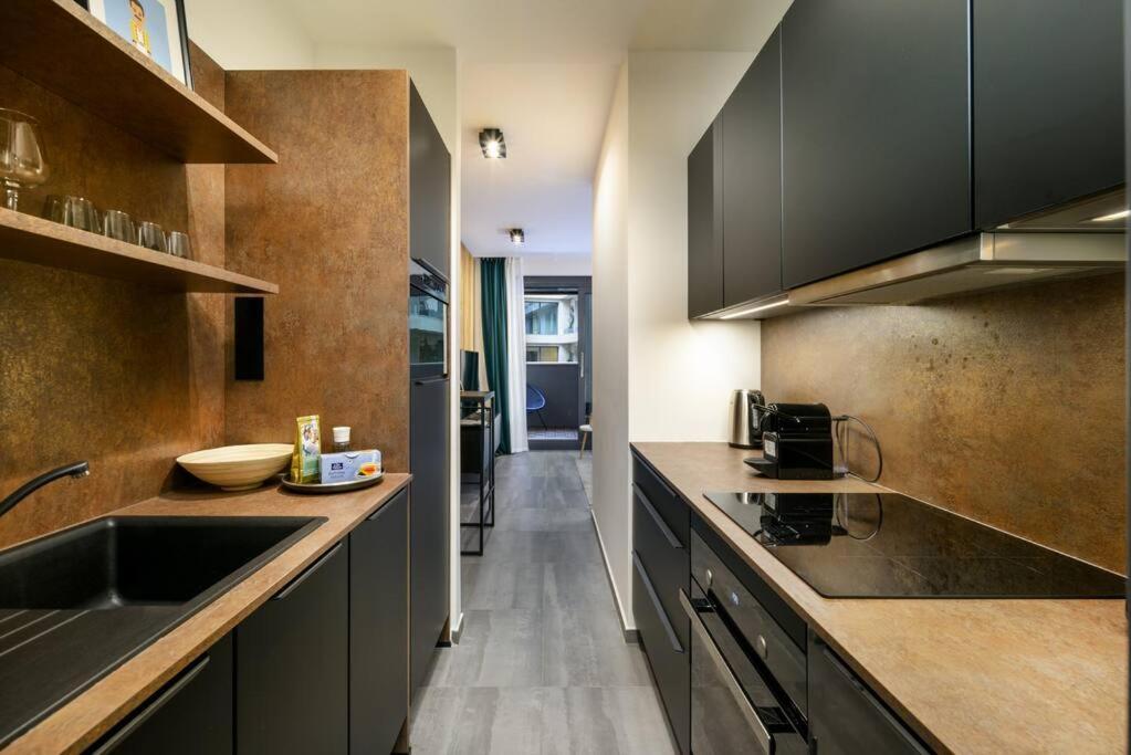 2Budapest Eye-Freegym And Sauna Luxury Home المظهر الخارجي الصورة